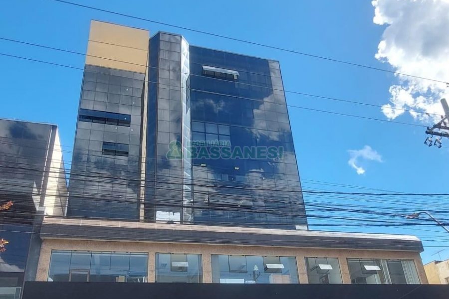 Sala com 430m², no bairro Centro em Caxias do Sul para Alugar