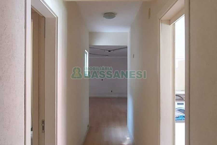 Loja com 780m², no bairro Centro em Caxias do Sul para Alugar ou Comprar