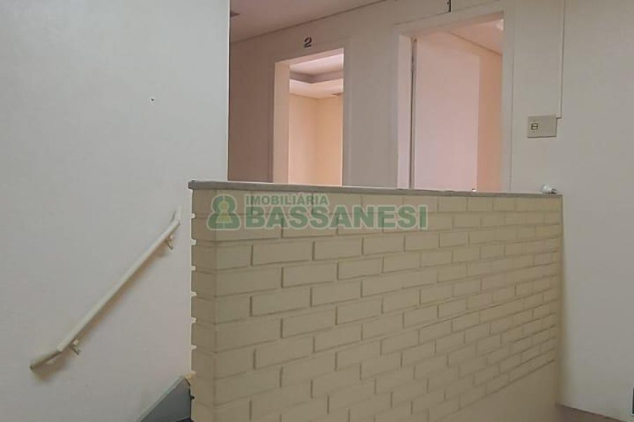 Loja com 780m², no bairro Centro em Caxias do Sul para Alugar ou Comprar