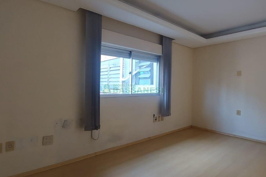 Loja com 780m², no bairro Centro em Caxias do Sul para Alugar ou Comprar