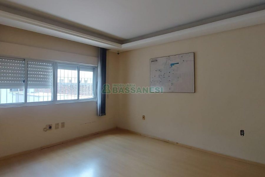 Loja com 780m², no bairro Centro em Caxias do Sul para Alugar ou Comprar