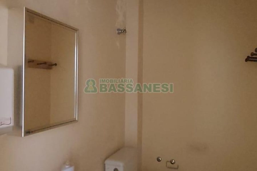 Loja com 780m², no bairro Centro em Caxias do Sul para Alugar ou Comprar