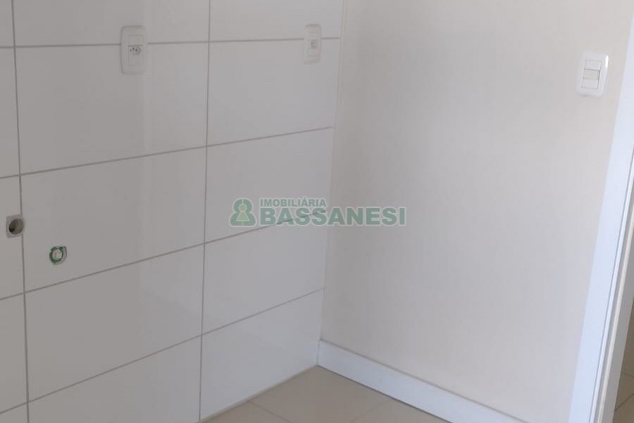 Apartamento com 103m², 2 dormitórios, 1 vaga, no bairro Esplanada em Caxias do Sul para Comprar