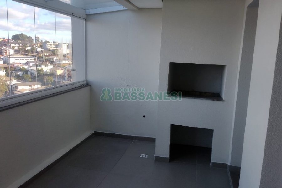 Apartamento com 103m², 2 dormitórios, 1 vaga, no bairro Esplanada em Caxias do Sul para Comprar