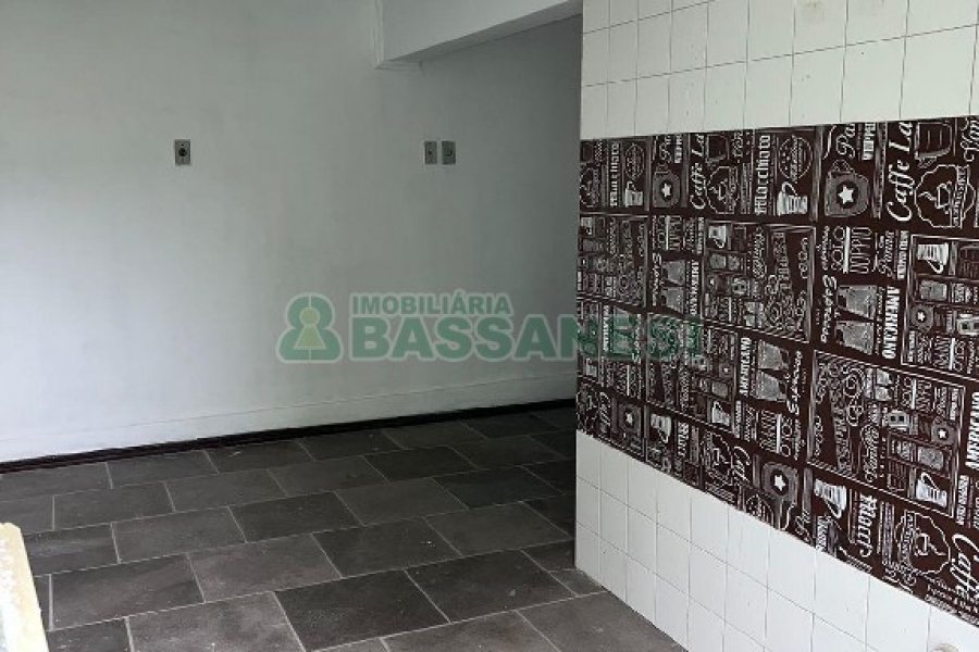 Loja com 60m², no bairro Centro em Caxias do Sul para Alugar
