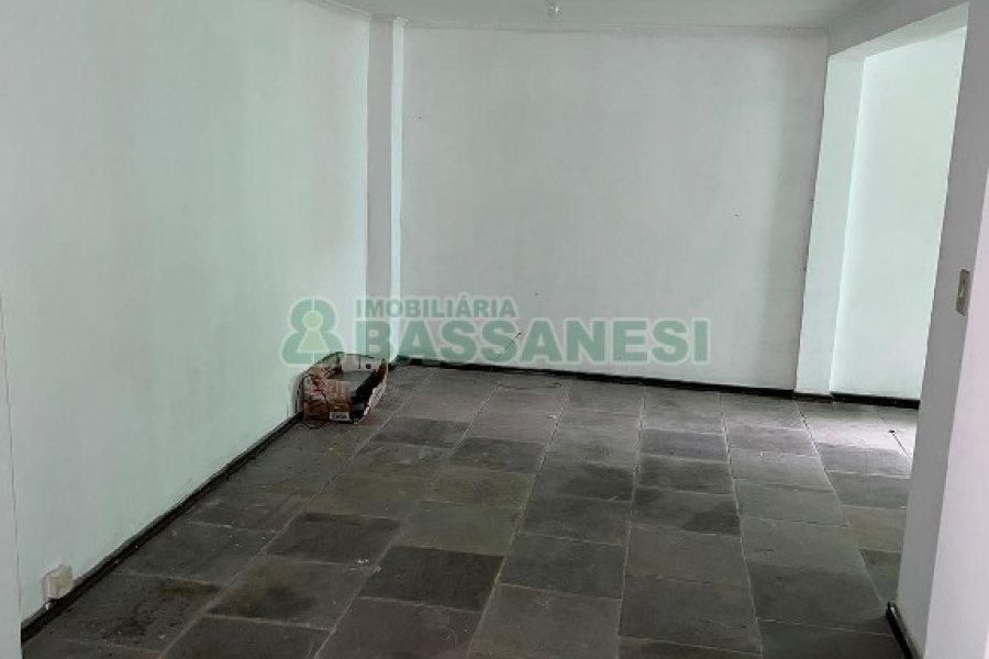 Loja com 60m², no bairro Centro em Caxias do Sul para Alugar