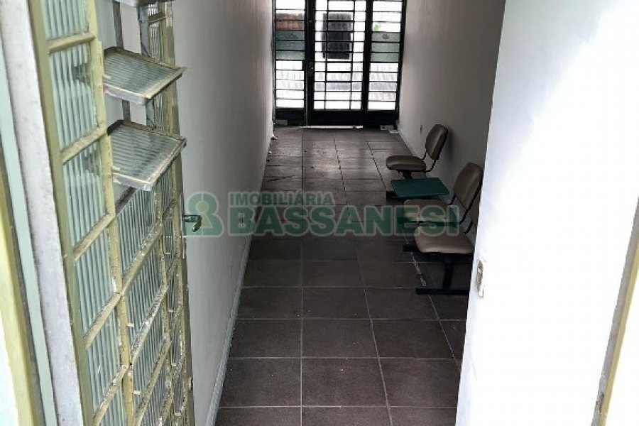 Loja com 60m², no bairro Centro em Caxias do Sul para Alugar