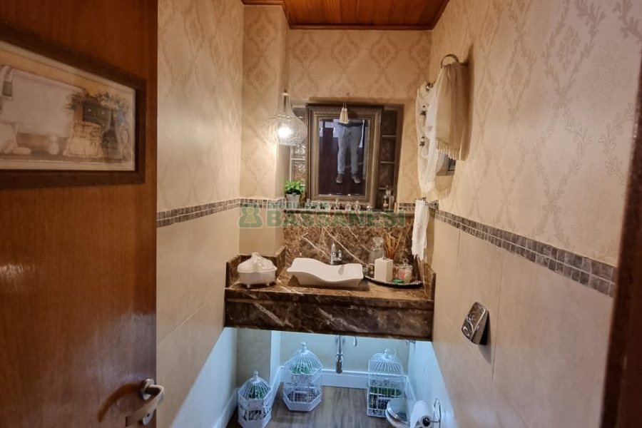 Apto/Cobertura com 191m², 4 dormitórios, 2 vagas, no bairro Lourdes em Caxias do Sul para Alugar ou Comprar