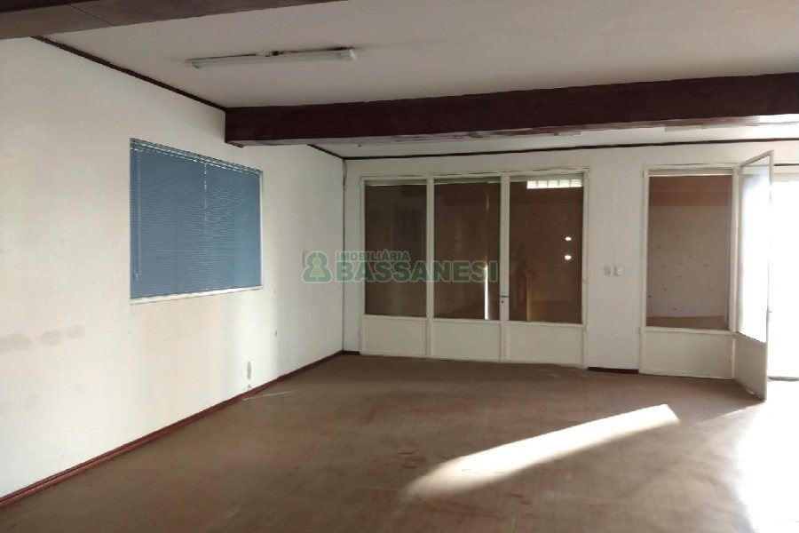 Loja com 90m², no bairro Santa Catarina em Caxias do Sul para Alugar