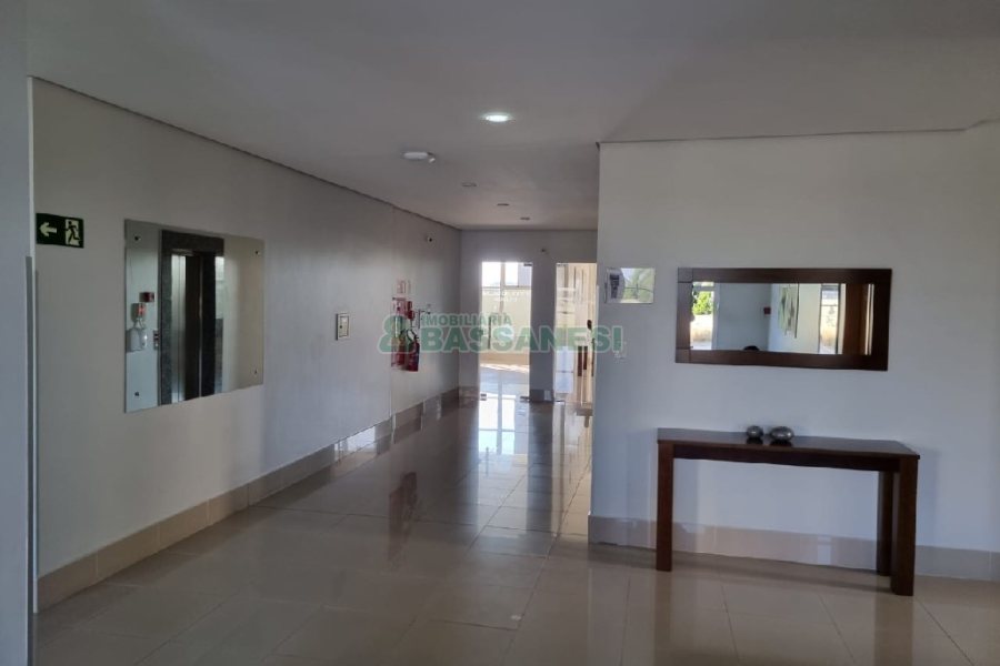 Apartamento com 114m², 3 dormitórios, 2 vagas, no bairro Universitário em Caxias do Sul para Comprar