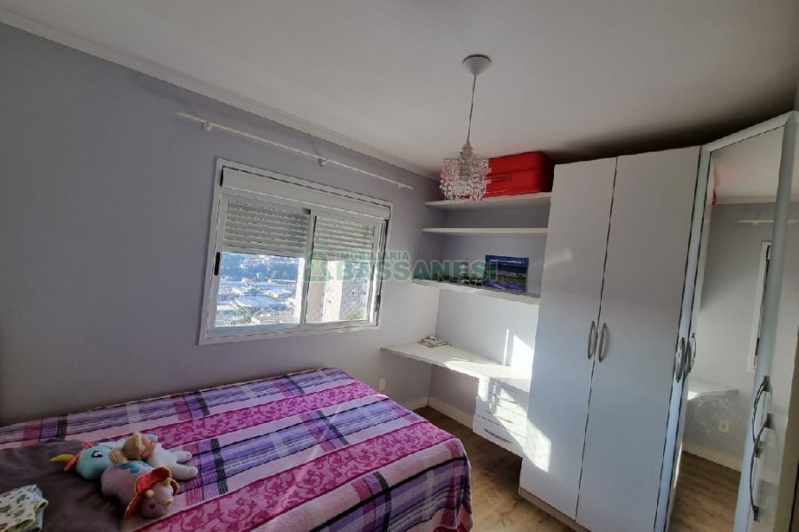 Apartamento com 114m², 3 dormitórios, 2 vagas, no bairro Universitário em Caxias do Sul para Comprar