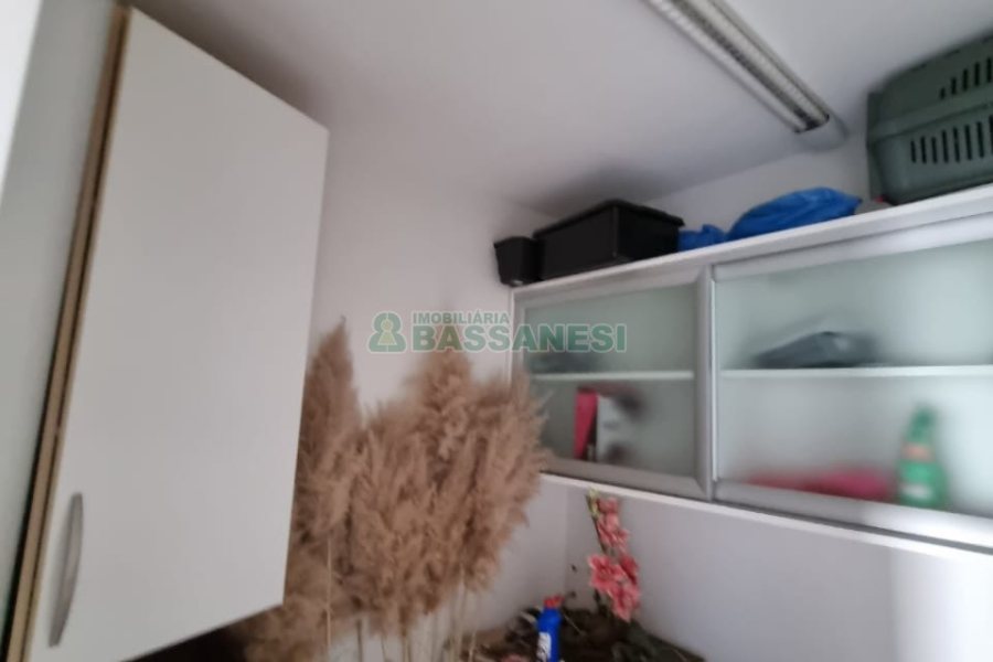 Apartamento com 114m², 3 dormitórios, 2 vagas, no bairro Universitário em Caxias do Sul para Comprar