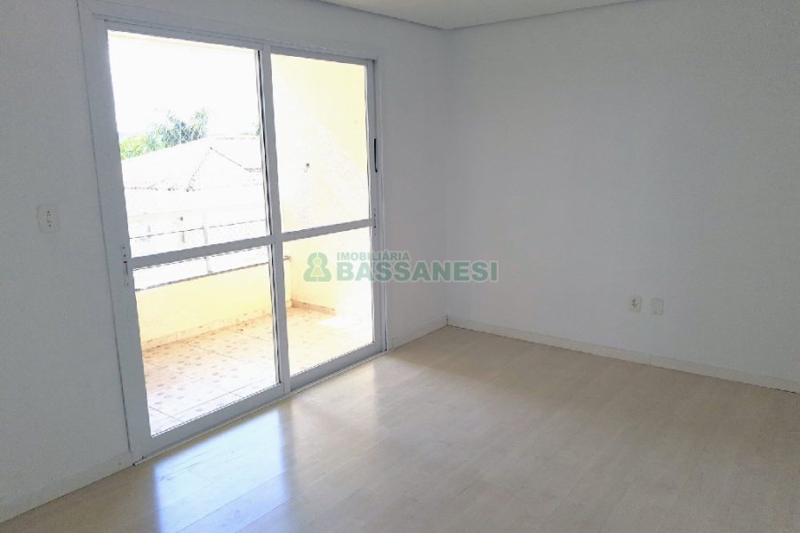 Apartamento com 68m², 2 dormitórios, 1 vaga, no bairro São Luiz em Caxias do Sul para Comprar