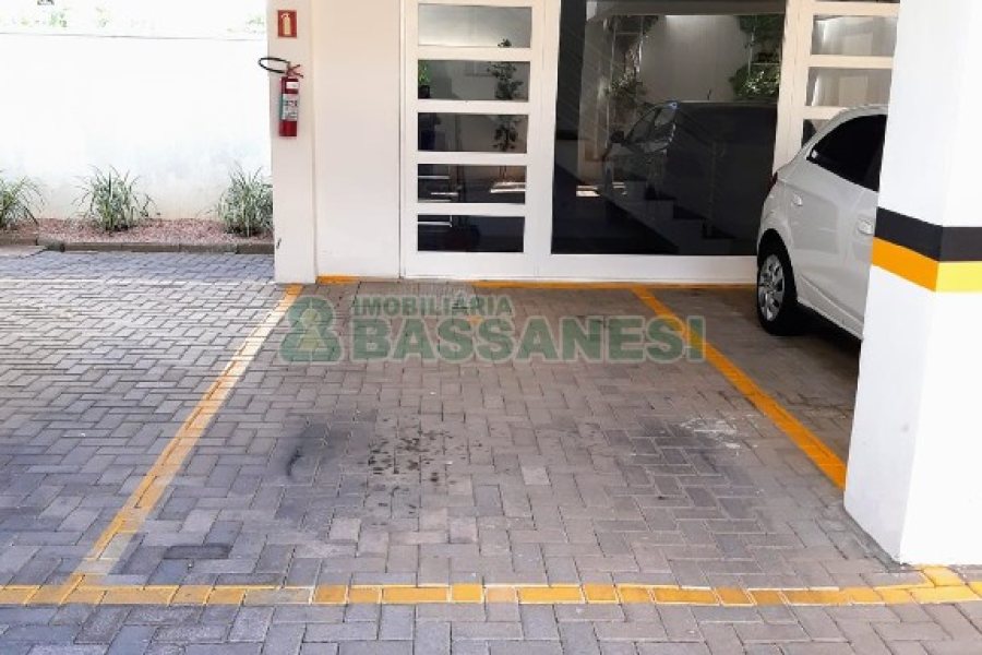 Apartamento com 68m², 2 dormitórios, 1 vaga, no bairro São Luiz em Caxias do Sul para Comprar