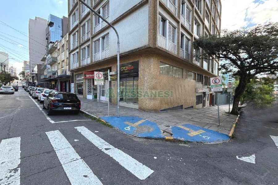 Loja com 134m², no bairro Centro em Caxias do Sul para Alugar