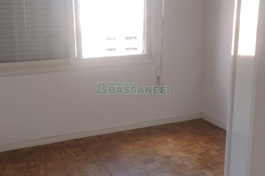 Apartamento com 190m², 3 dormitórios, 2 vagas, no bairro Centro em Caxias do Sul para Comprar