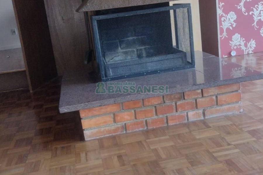 Apartamento com 190m², 3 dormitórios, 2 vagas, no bairro Centro em Caxias do Sul para Comprar