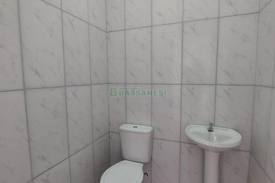 Sala com 150m², no bairro São Victor COHAB em Caxias do Sul para Alugar