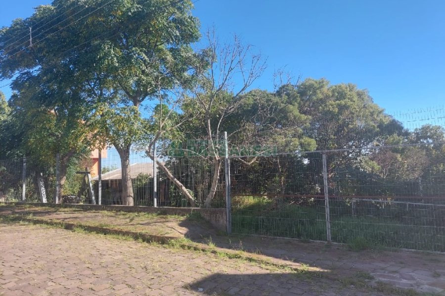 Terreno, no bairro Nossa Senhora de Fátima em Caxias do Sul para Comprar