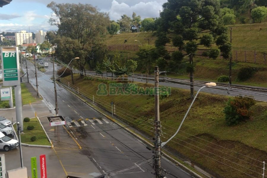 Apartamento com 103m², 3 dormitórios, 1 vaga, no bairro São José em Caxias do Sul para Comprar