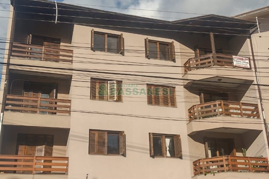 Apartamento com 103m², 3 dormitórios, 1 vaga, no bairro São José em Caxias do Sul para Comprar