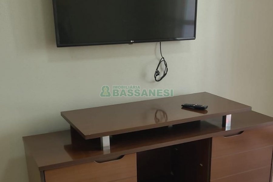Apto Mobiliado com 70m², 2 dormitórios, 1 vaga, no bairro Lourdes em Caxias do Sul para Alugar