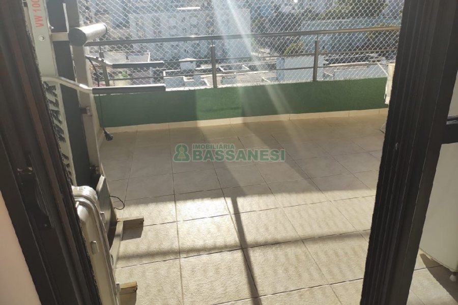 Apartamento com 129m², 3 dormitórios, 2 vagas, no bairro Lourdes em Caxias do Sul para Comprar