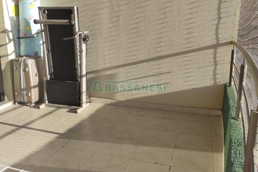 Apartamento com 129m², 3 dormitórios, 2 vagas, no bairro Lourdes em Caxias do Sul para Comprar