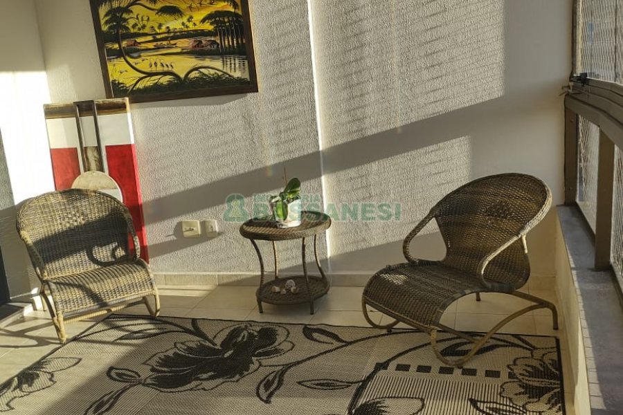 Apartamento com 129m², 3 dormitórios, 2 vagas, no bairro Lourdes em Caxias do Sul para Comprar