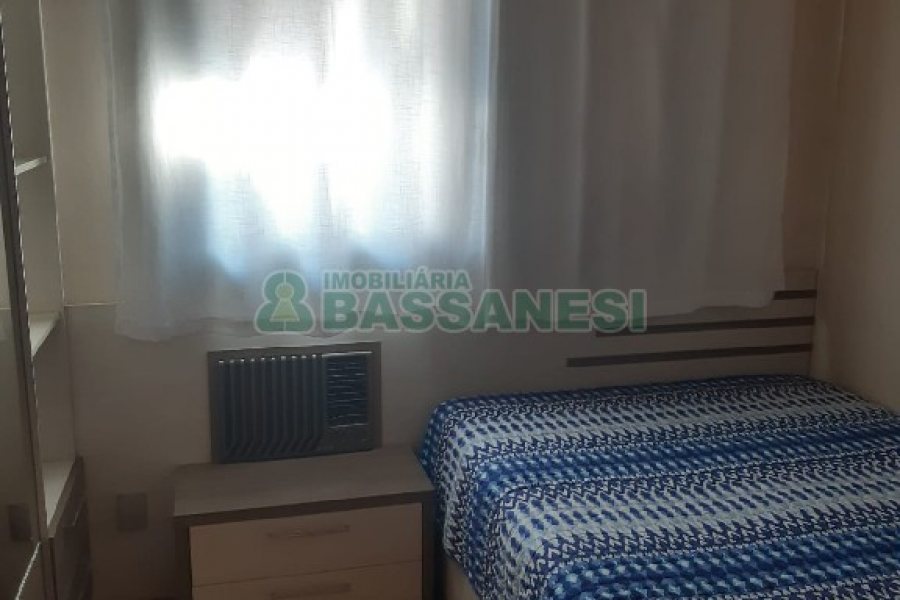 Casa com 256m², 4 dormitórios, 1 vaga, no bairro Santa Catarina em Caxias do Sul para Comprar
