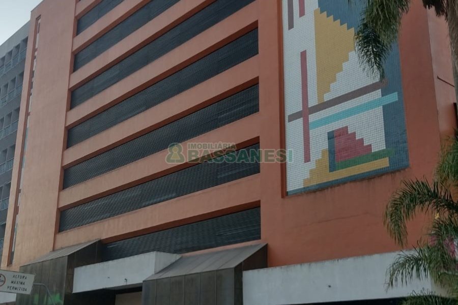 Box com 12m², no bairro Centro em Caxias do Sul para Comprar