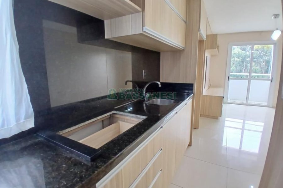 Apartamento com 55m², 2 dormitórios, 1 vaga, no bairro São Luiz em Caxias do Sul para Alugar