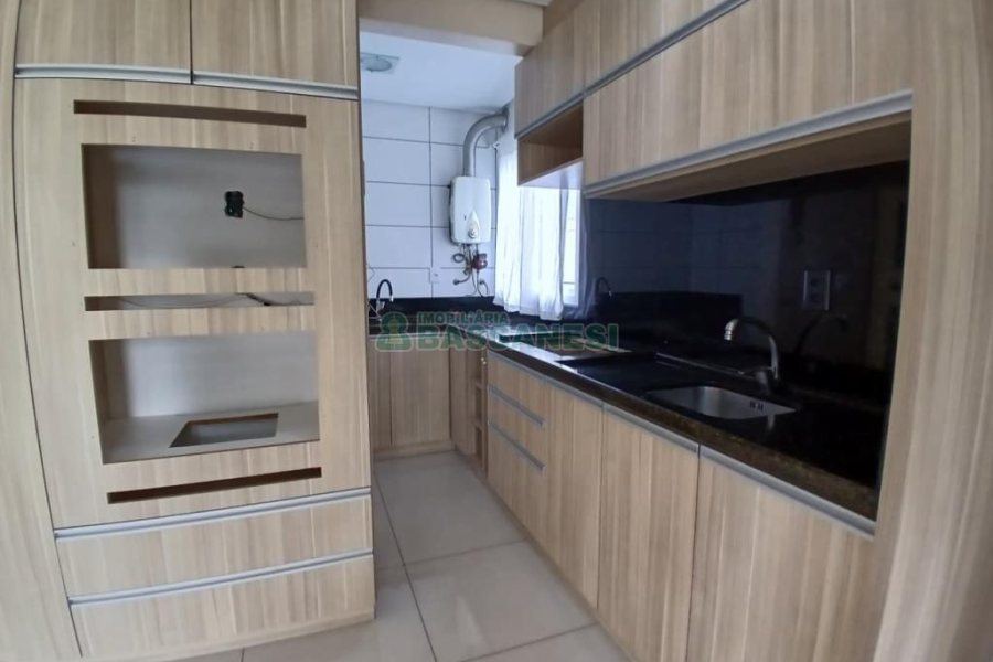 Apartamento com 55m², 2 dormitórios, 1 vaga, no bairro São Luiz em Caxias do Sul para Alugar