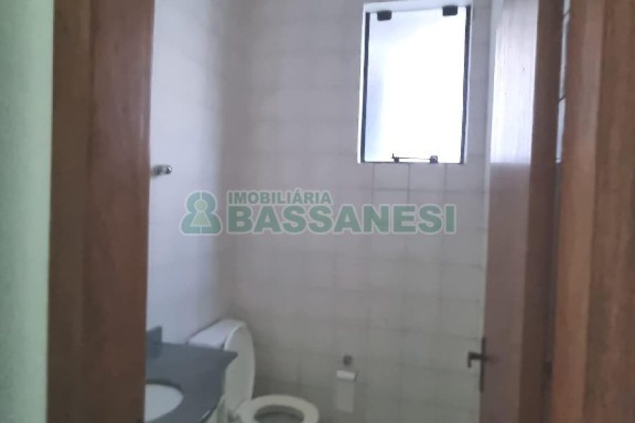 Loja com 36m², no bairro Centro em Caxias do Sul para Alugar ou Comprar