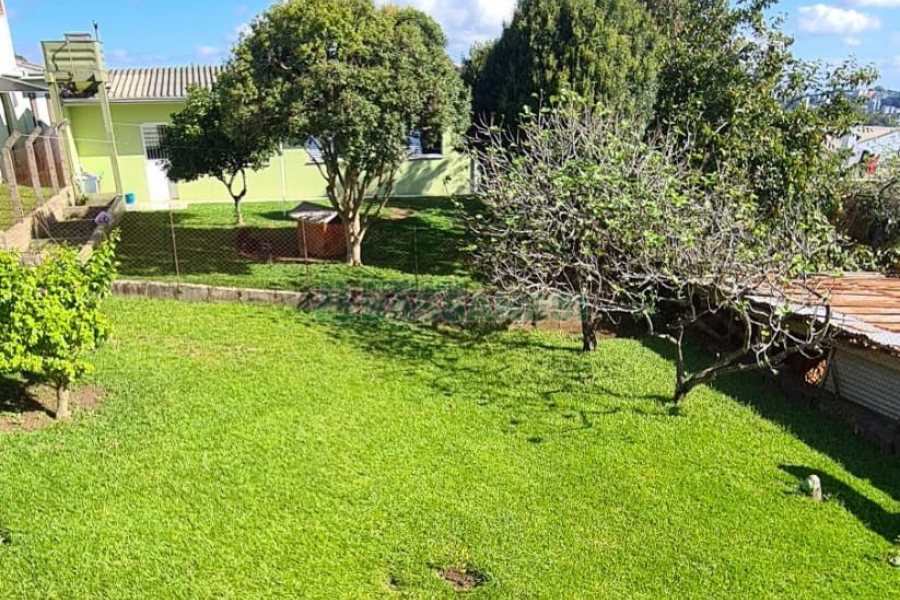 Casa com 188m², 3 dormitórios, 1 vaga, no bairro Jardim das Hortências em Caxias do Sul para Comprar