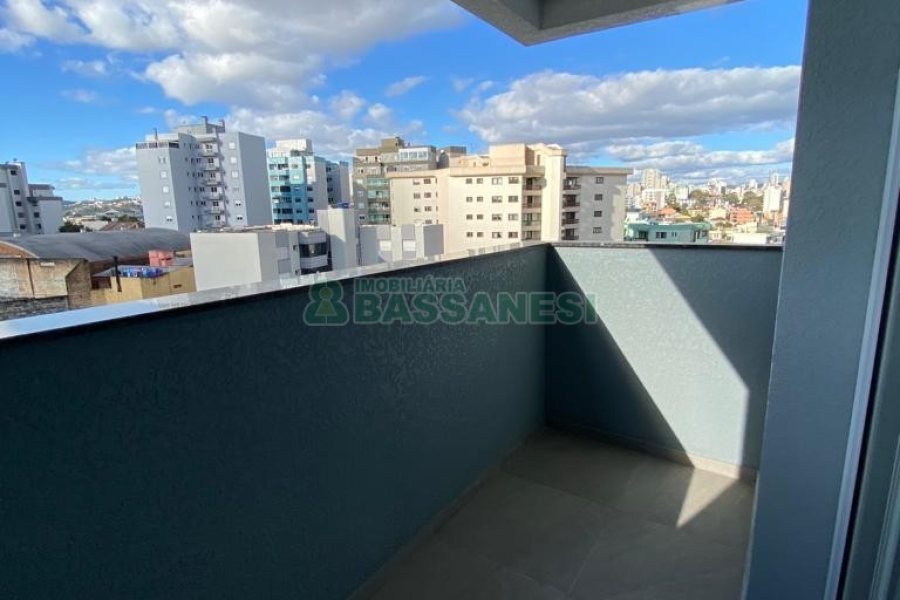 Apartamento com 70m², 2 dormitórios, 2 vagas, no bairro Santa Catarina em Caxias do Sul para Comprar