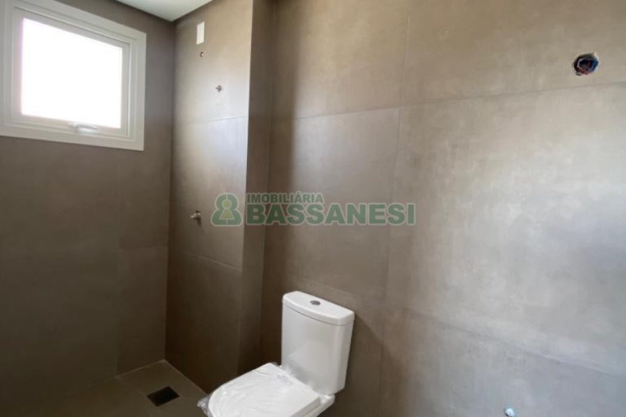 Apartamento com 70m², 2 dormitórios, 2 vagas, no bairro Santa Catarina em Caxias do Sul para Comprar