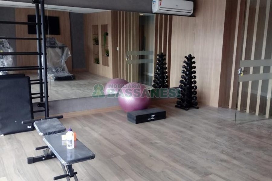 Apartamento com 70m², 2 dormitórios, 2 vagas, no bairro Santa Catarina em Caxias do Sul para Comprar