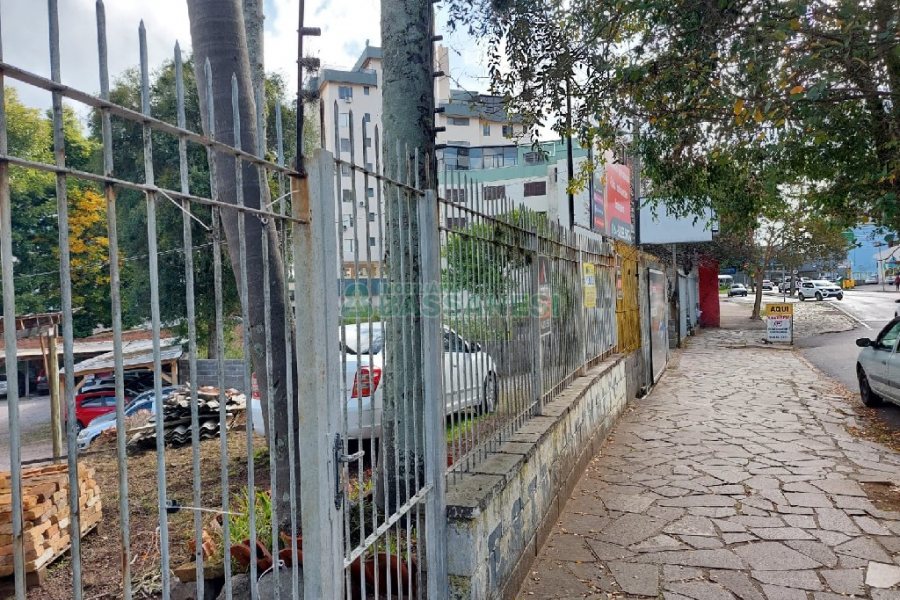 Terreno, no bairro Pio X em Caxias do Sul para Comprar