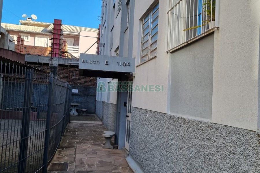 Apartamento com 57m², 2 dormitórios, 1 vaga, no bairro Jardim América em Caxias do Sul para Comprar