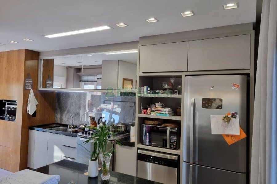 Casa com 114m², 3 dormitórios, 1 vaga, no bairro São Luiz em Caxias do Sul para Comprar