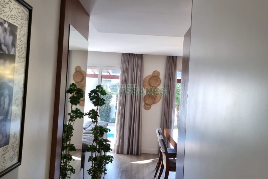 Casa com 114m², 3 dormitórios, 1 vaga, no bairro São Luiz em Caxias do Sul para Comprar