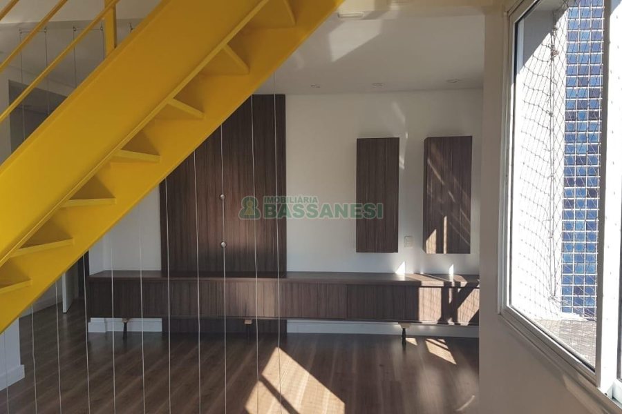 Apartamento com 96m², 2 dormitórios, 2 vagas, no bairro Petrópolis em Caxias do Sul para Comprar