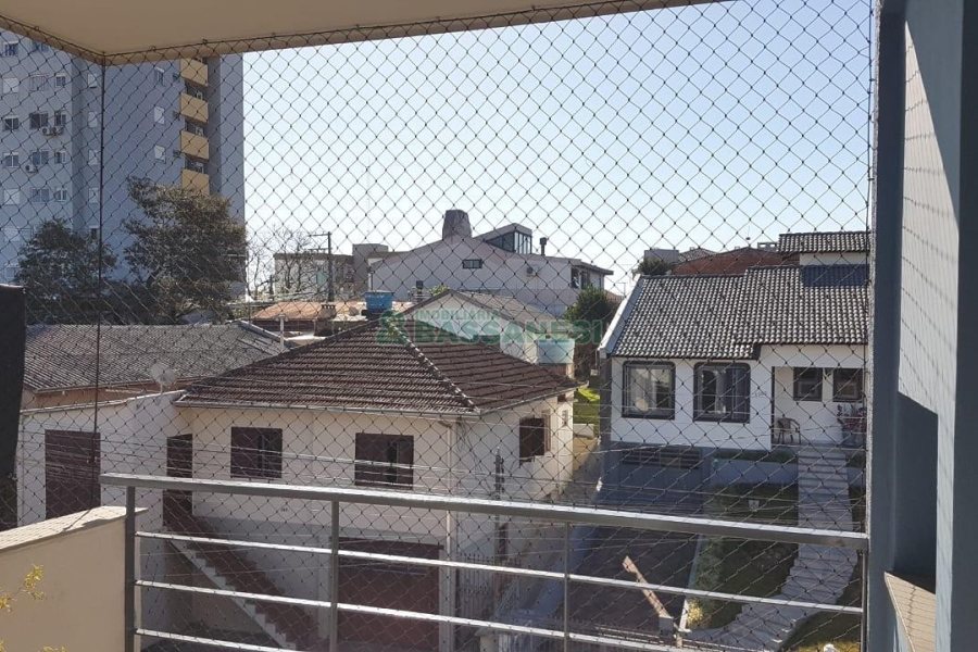 Apartamento com 96m², 2 dormitórios, 2 vagas, no bairro Petrópolis em Caxias do Sul para Comprar