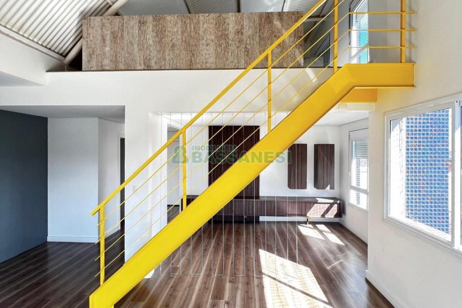 Apartamento com 96m², 2 dormitórios, 2 vagas, no bairro Petrópolis em Caxias do Sul para Comprar