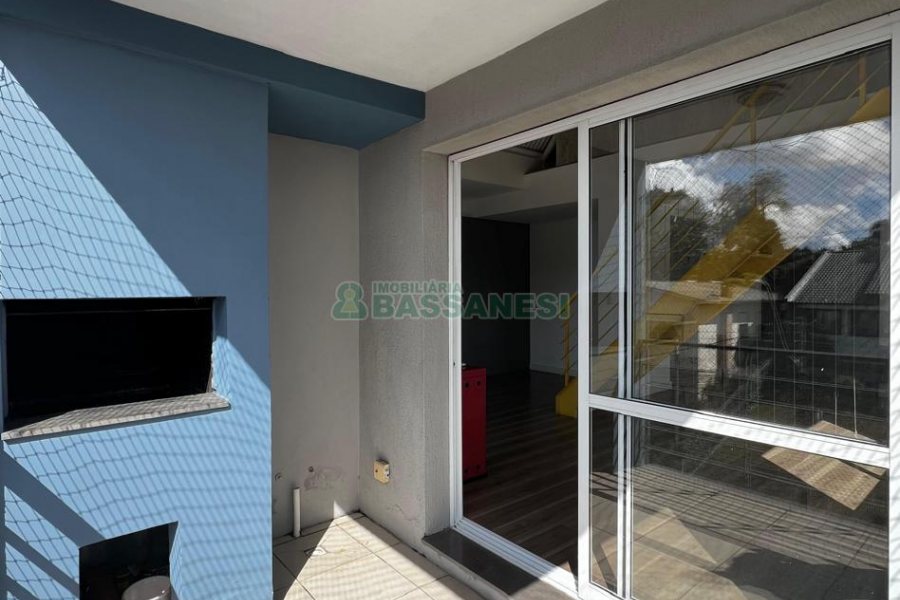 Apartamento com 96m², 2 dormitórios, 2 vagas, no bairro Petrópolis em Caxias do Sul para Comprar