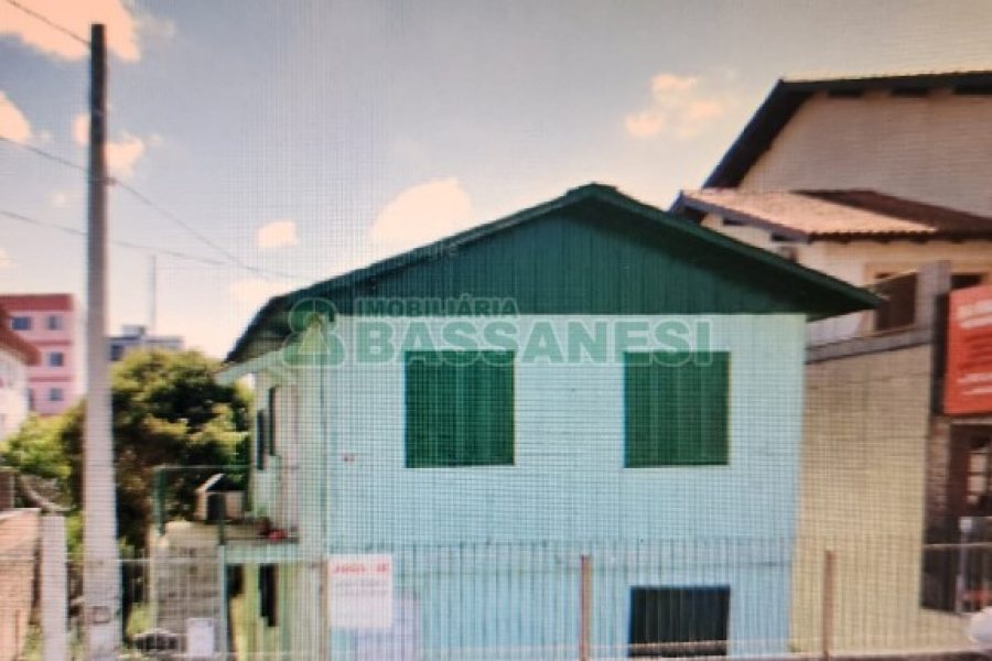 Casa com 67m², 2 dormitórios, 1 vaga, no bairro Esplanada em Caxias do Sul para Comprar