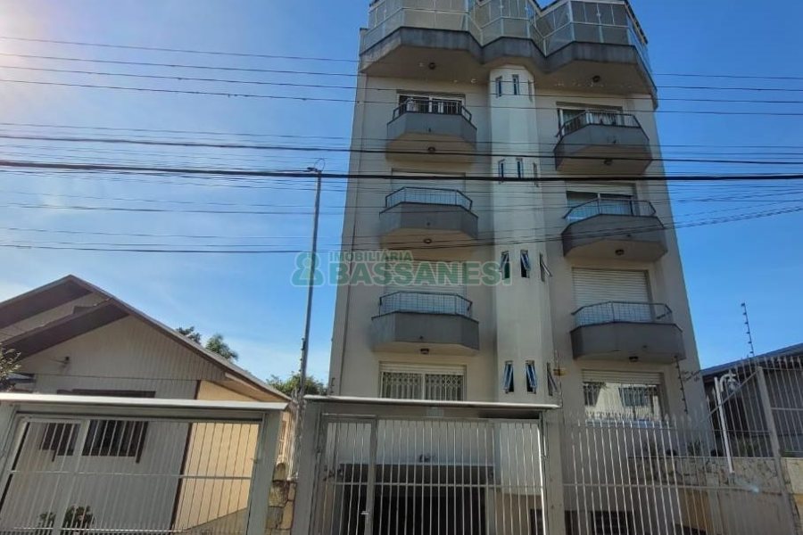 Apto Mobiliado com 65m², 2 dormitórios, 1 vaga, no bairro Santa Catarina em Caxias do Sul para Comprar