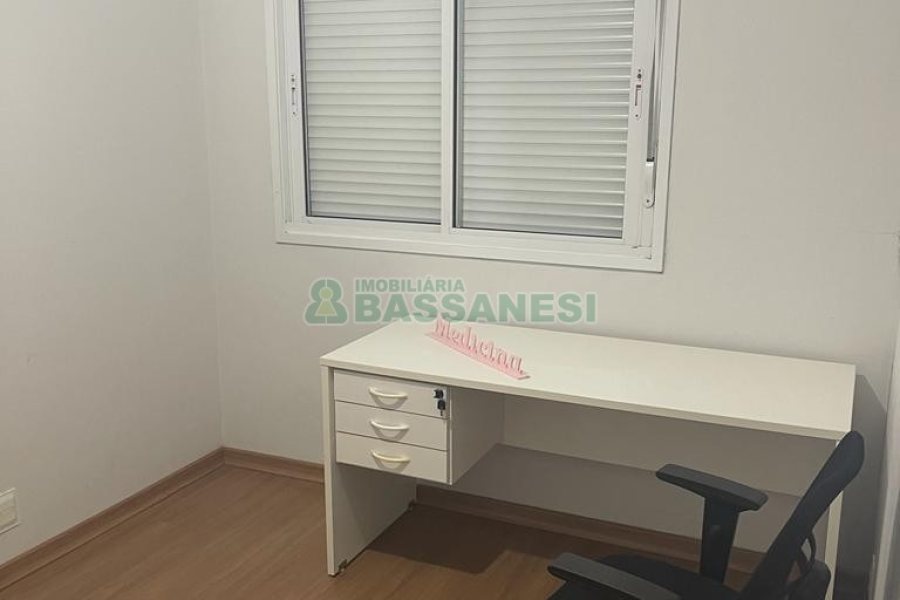 Apartamento com 63m², 2 dormitórios, 1 vaga, no bairro Petrópolis em Caxias do Sul para Comprar