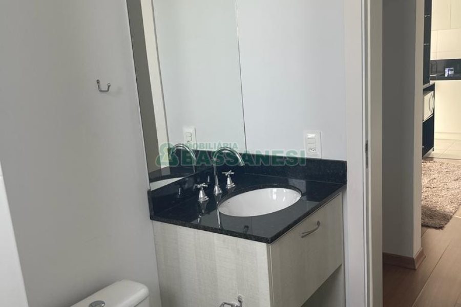 Apartamento com 63m², 2 dormitórios, 1 vaga, no bairro Petrópolis em Caxias do Sul para Comprar